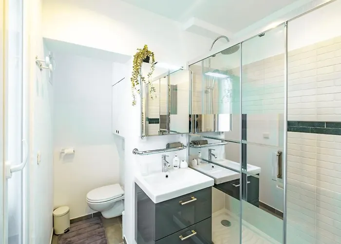 Апартаменты Place Monge 3 Guests *